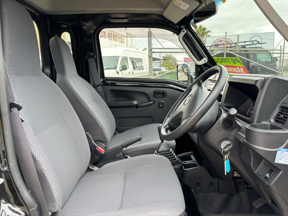 2018 Daihatsu Hijet Jumbo 4WD