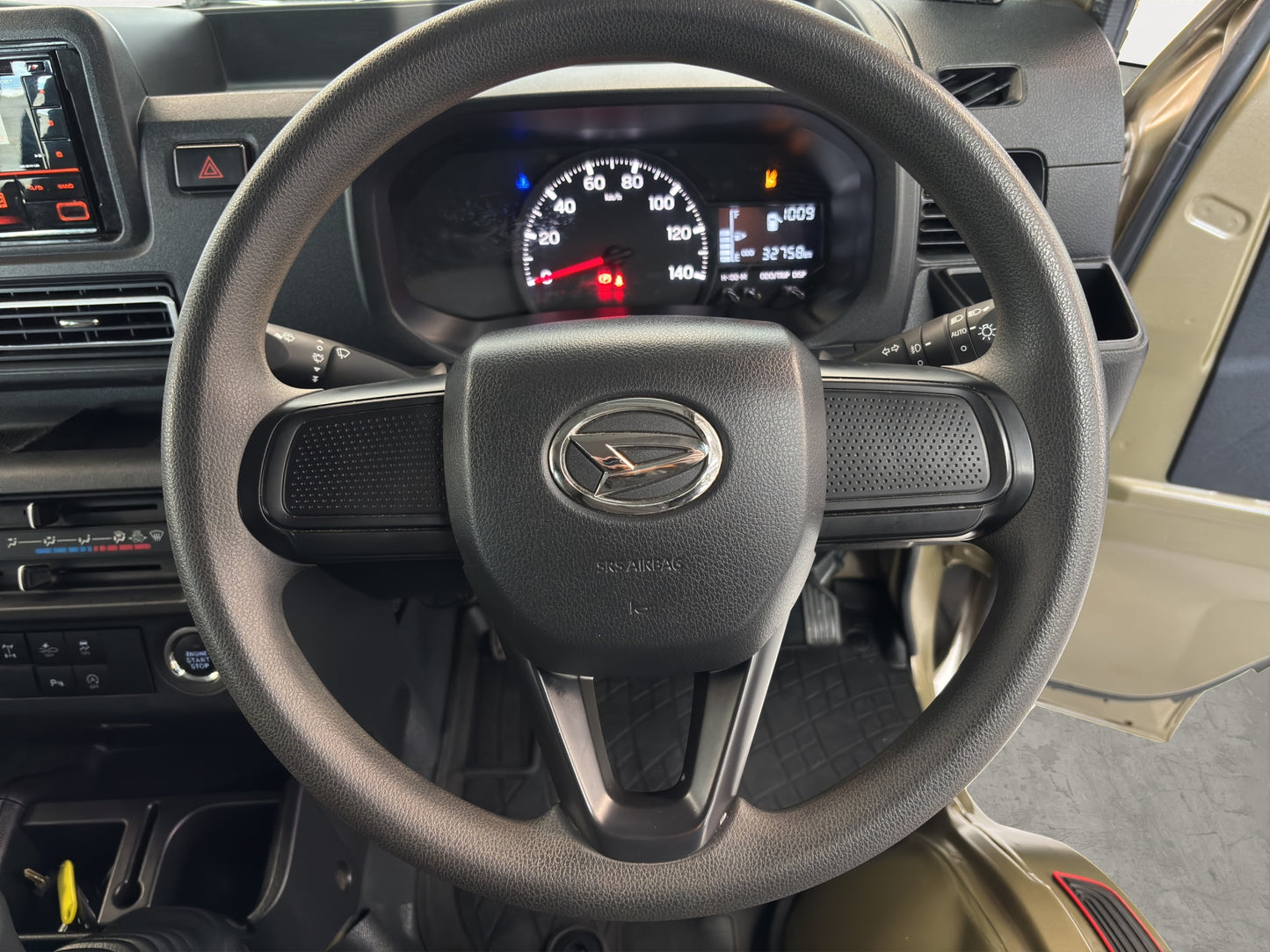 2022 Daihatsu Hijet Jumbo 4WD