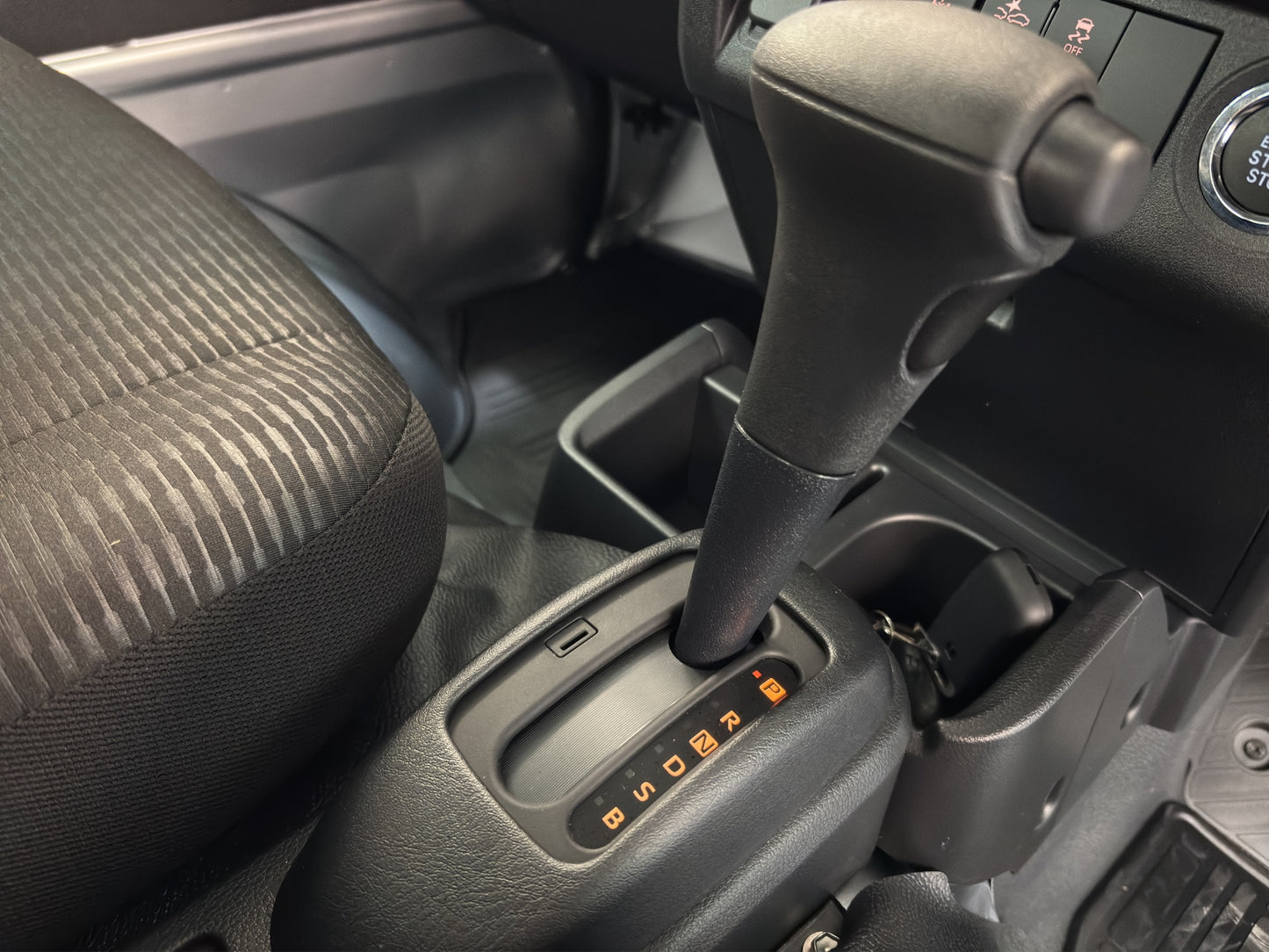 2025 Daihatsu Hijet Jumbo Extra 4WD