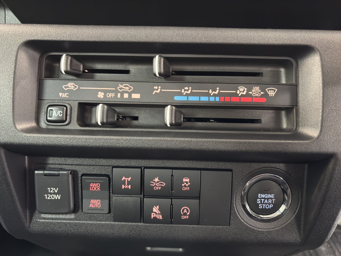 2025 Daihatsu Hijet Jumbo Extra 4WD