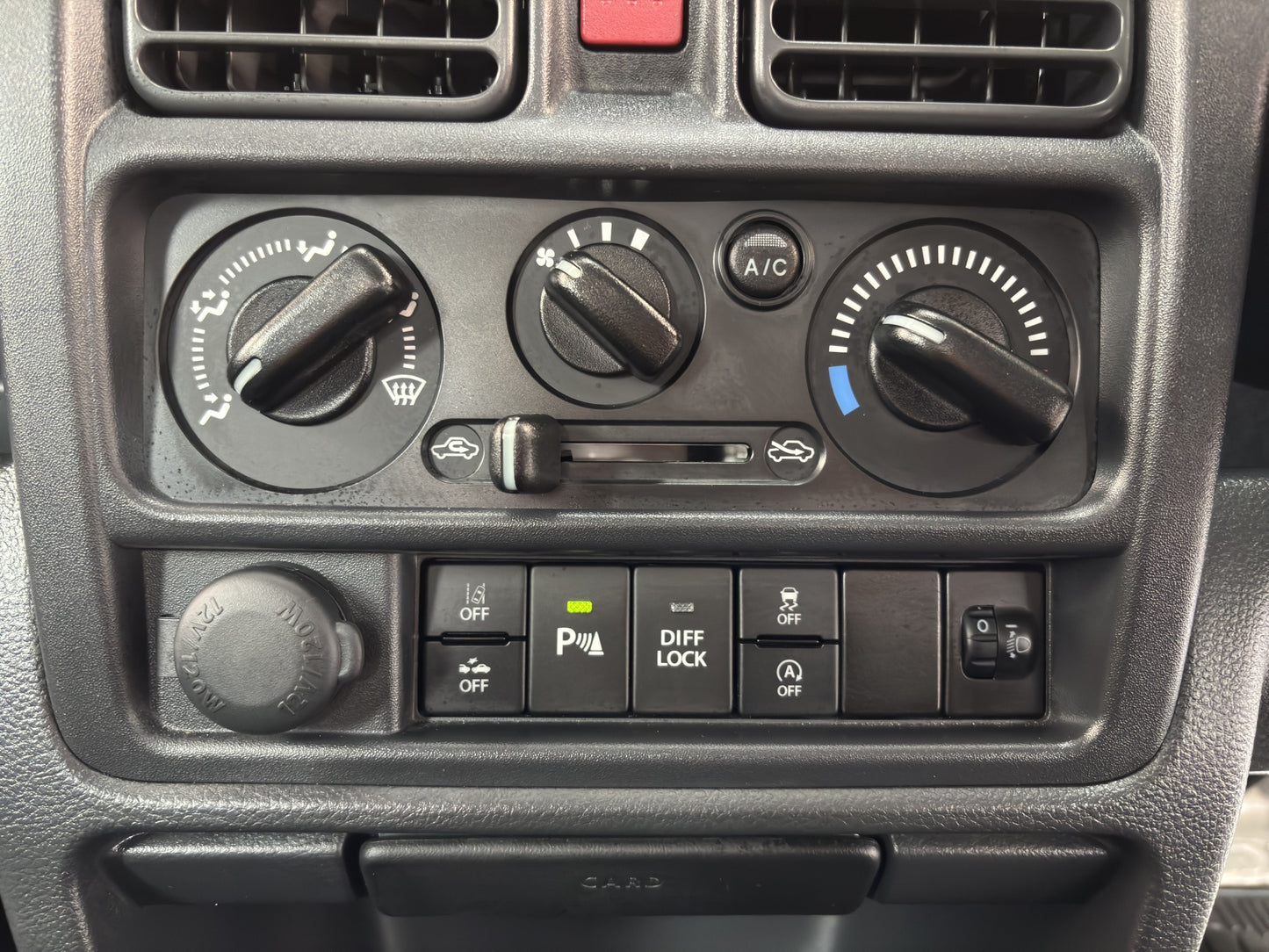 2024 Suzuki Carry KC 4WD