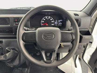 2022 Daihatsu Hijet Deck Van L 4WD