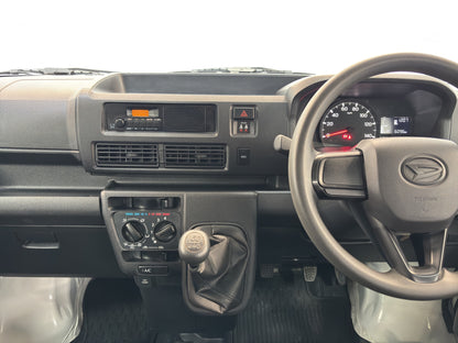 2022 Daihatsu Hijet Deck Van L 4WD