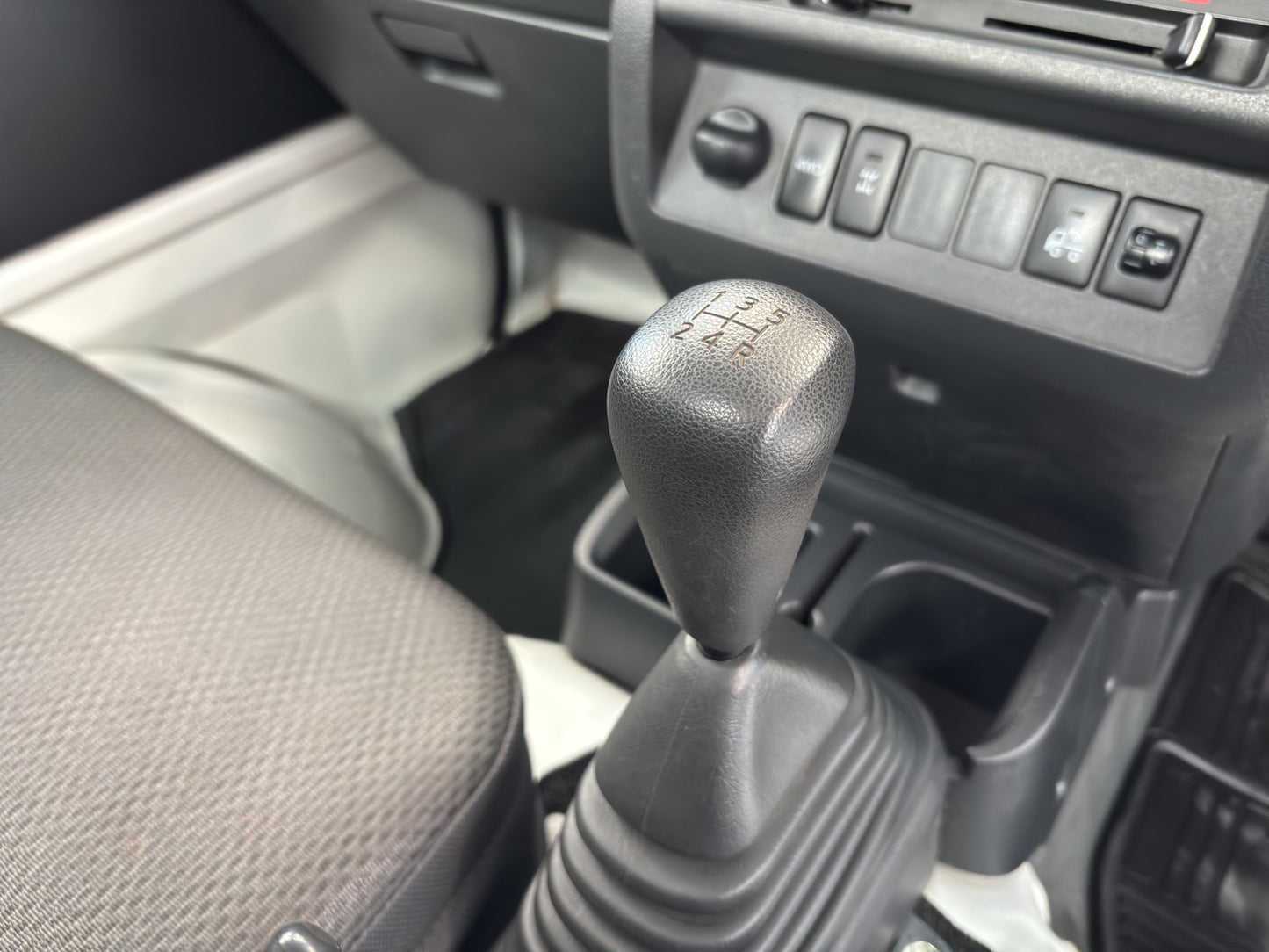 2015 Daihatsu Hijet Low Dump 4WD