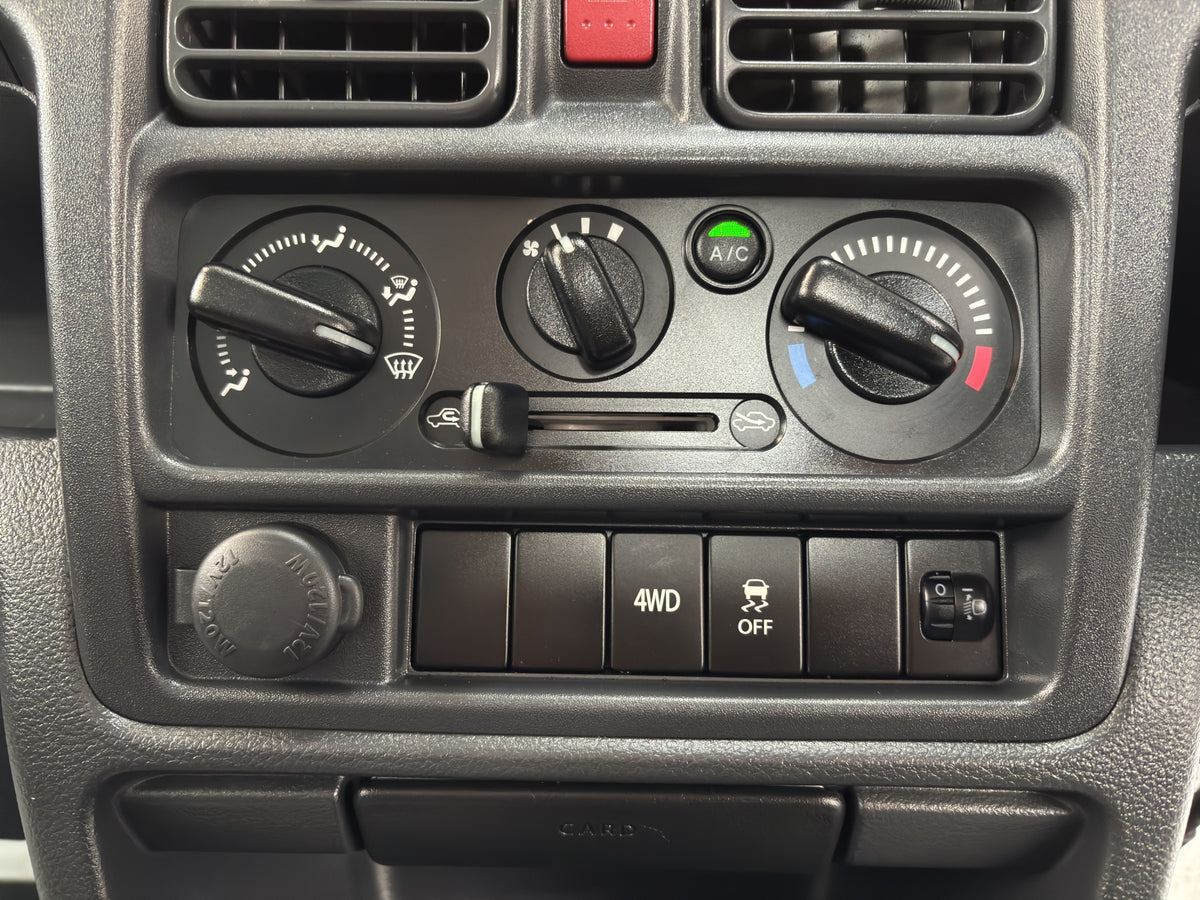2023 Suzuki Carry KC 4WD