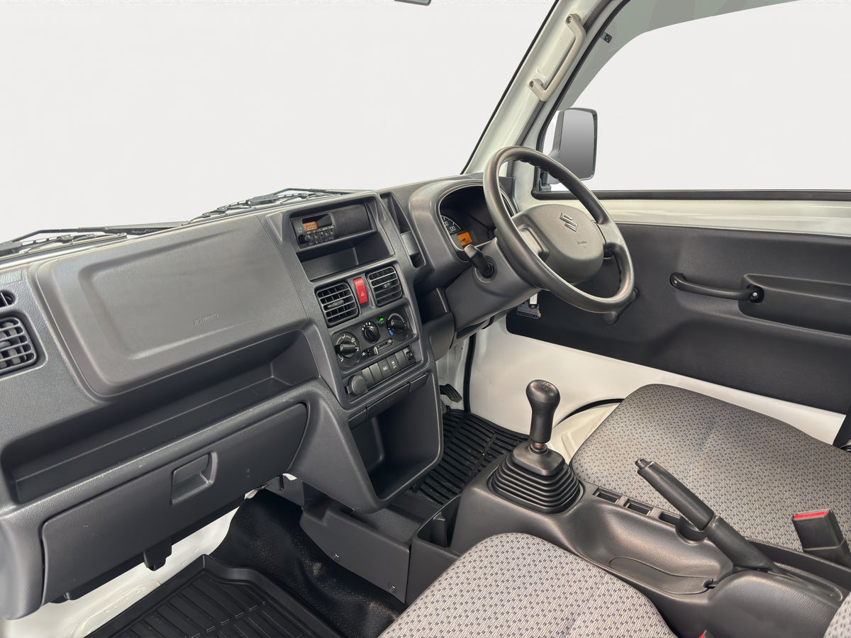 2023 Suzuki Carry KC 4WD