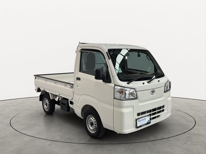 2023 Toyota Pixis 4WD