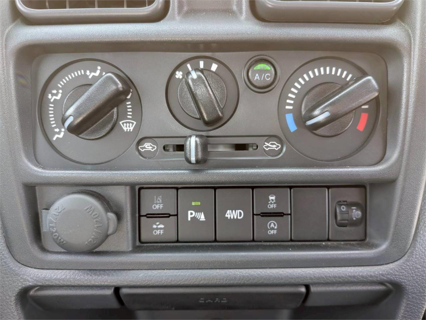 2024 Suzuki Carry KC 4WD