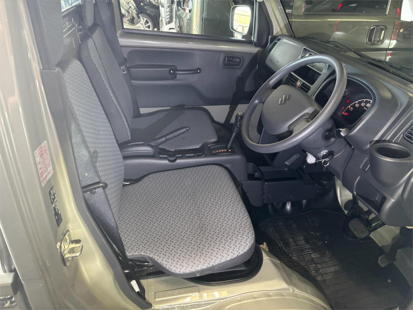 2024 Suzuki Carry KC 4WD