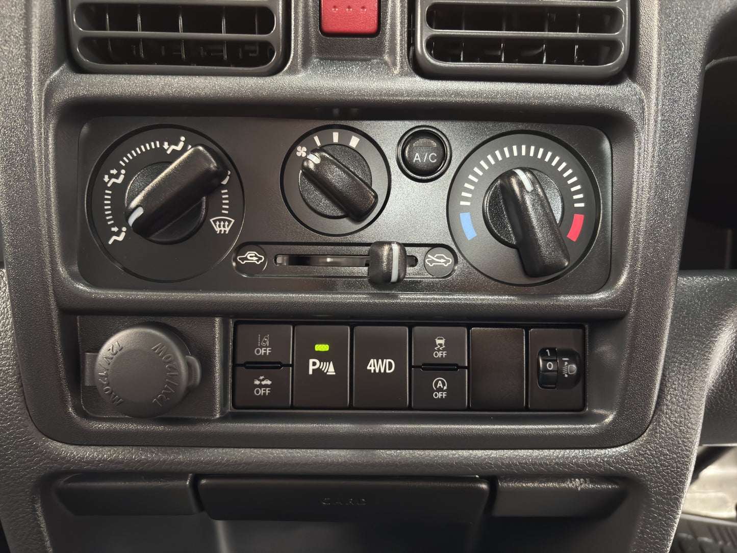 2024 Suzuki Carry KC 4WD