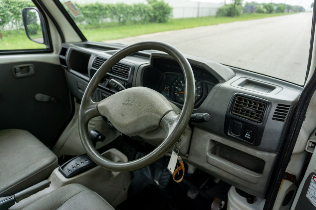 2003 Mitsubishi Minicab Dump 4WD