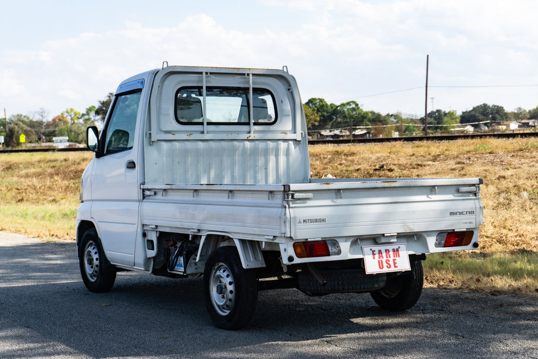 2001 Mitsubishi Minicab 4WD