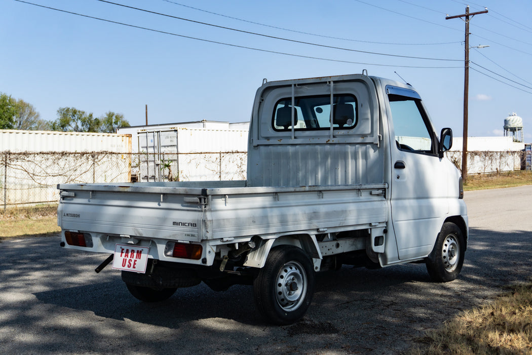 2001 Mitsubishi Minicab 4WD