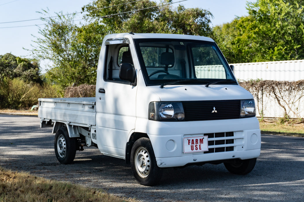 2001 Mitsubishi Minicab 4WD