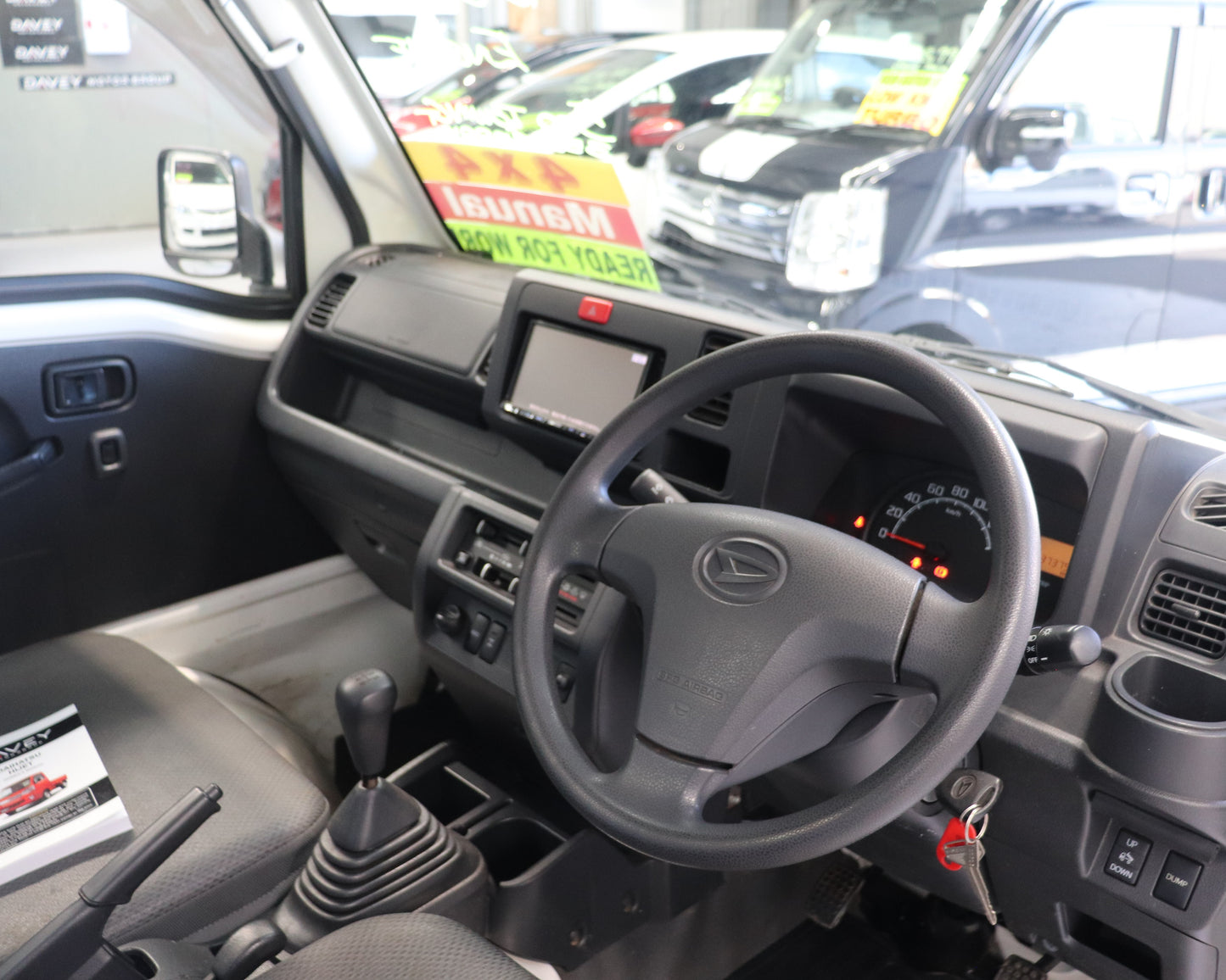 2014 Daihatsu Hijet Low Dump