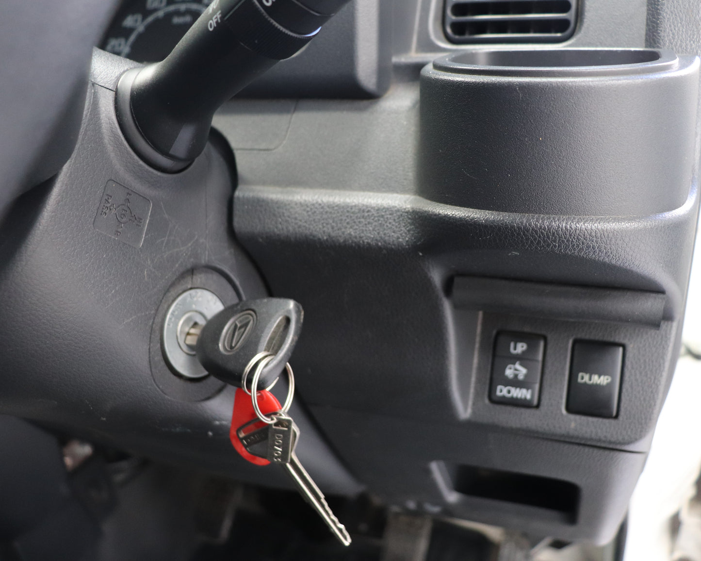 2014 Daihatsu Hijet Low Dump