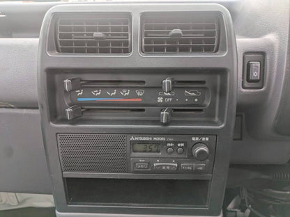 1998 Mitsubishi Minicab Scissor Lift Dump 4WD