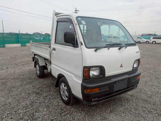 1998 Mitsubishi Minicab Scissor Lift Dump 4WD