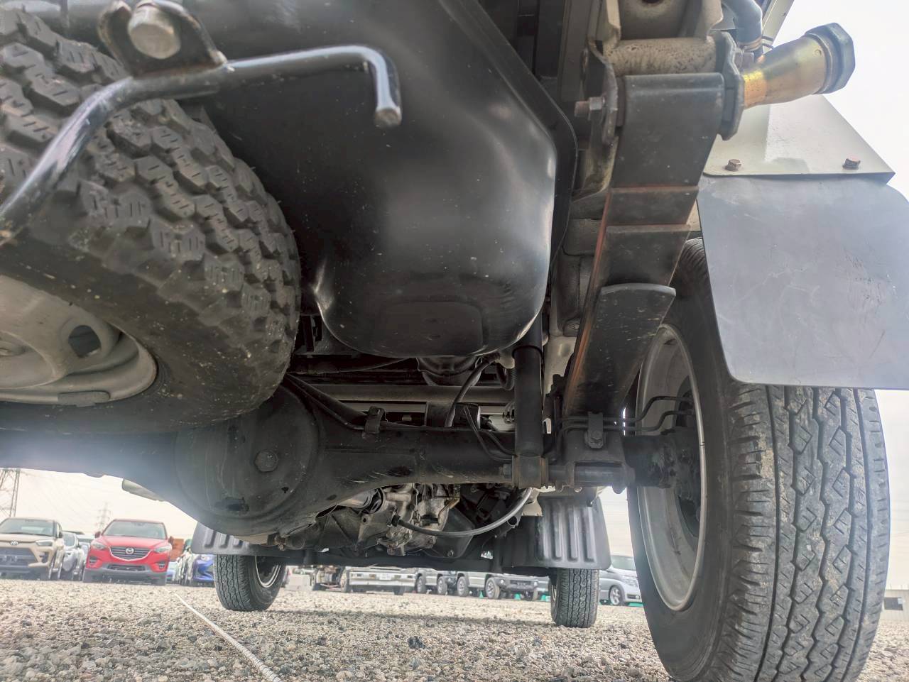 1998 Mitsubishi Minicab Scissor Lift Dump 4WD