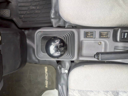 1998 Mitsubishi Minicab Scissor Lift Dump 4WD