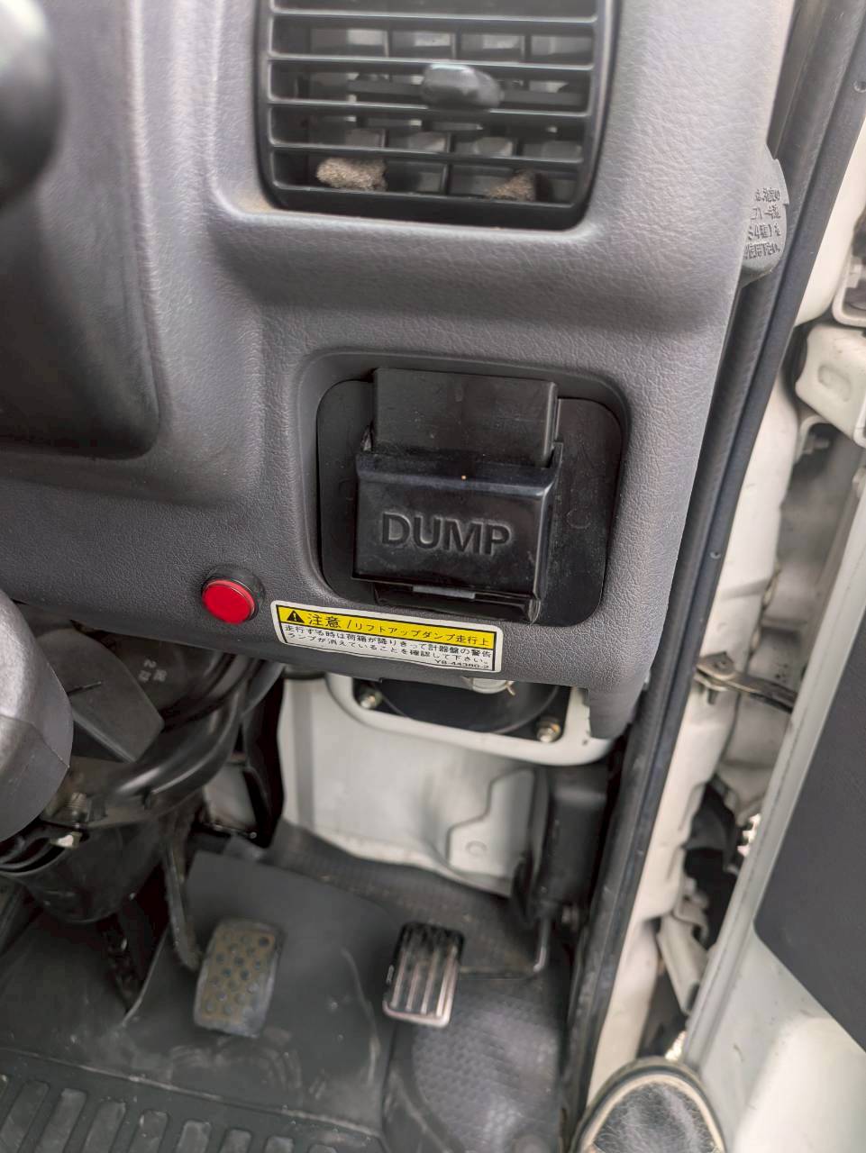 1998 Mitsubishi Minicab Scissor Lift Dump 4WD