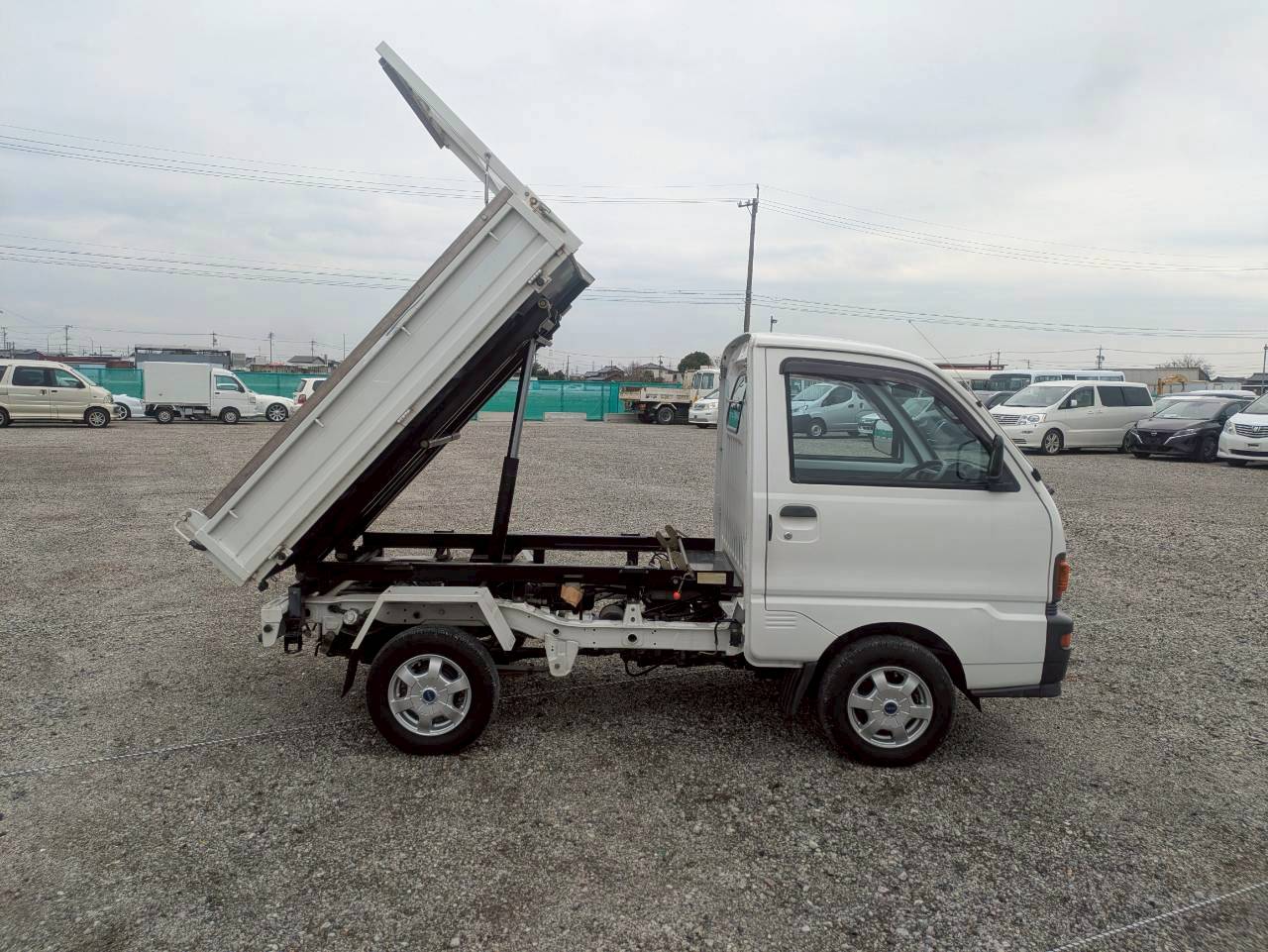 1998 Mitsubishi Minicab Scissor Lift Dump 4WD