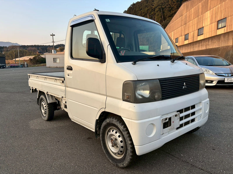2001 Mitsubishi Minicab