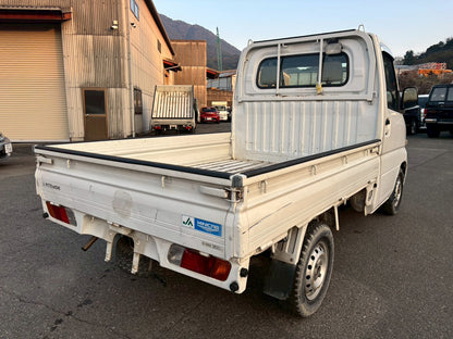 2001 Mitsubishi Minicab