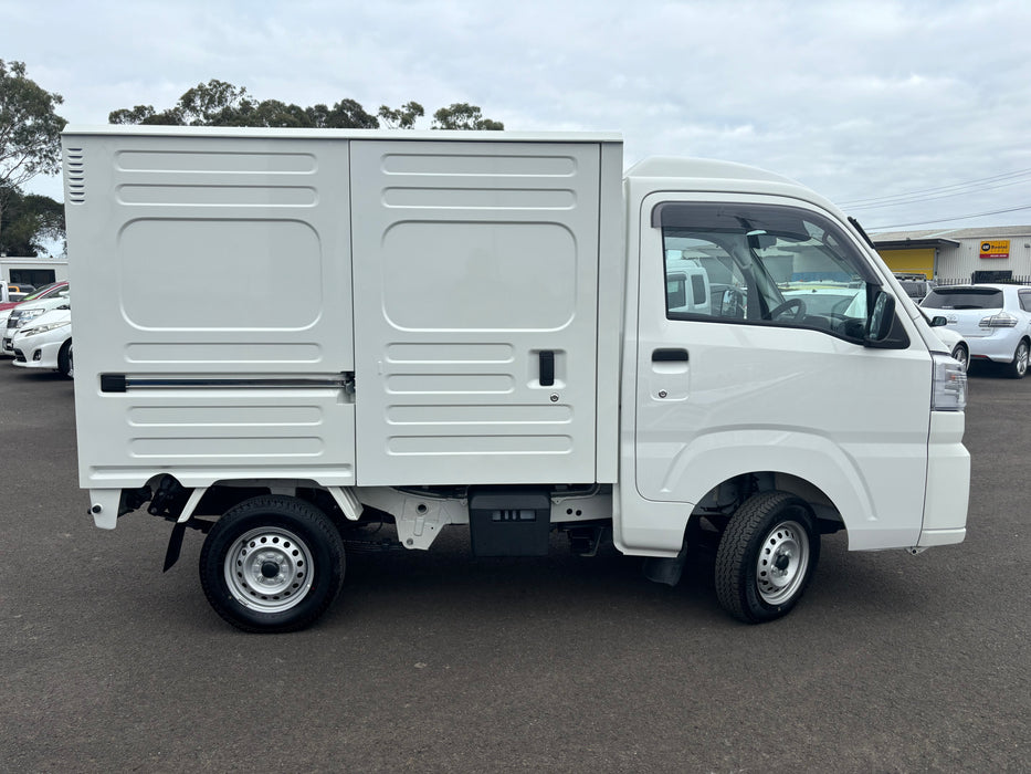 2023 Daihatsu Hijet Panel Truck