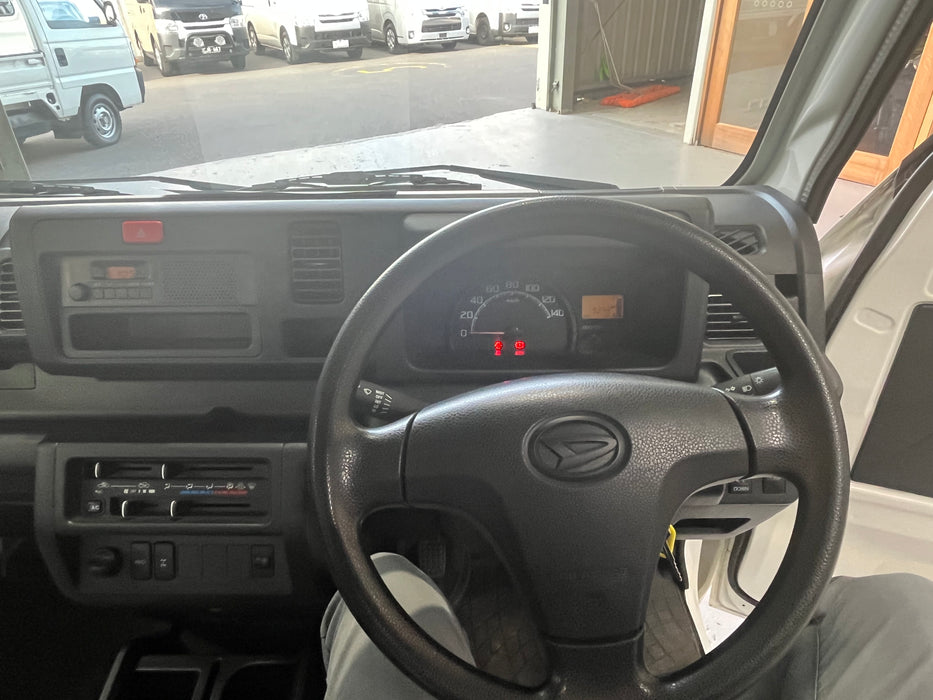 2020 Daihatsu Hijet Dump 4WD