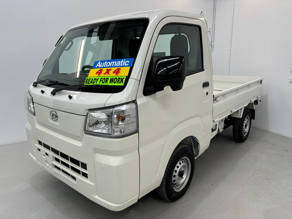 2023 Daihatsu Hijet Standard 4WD