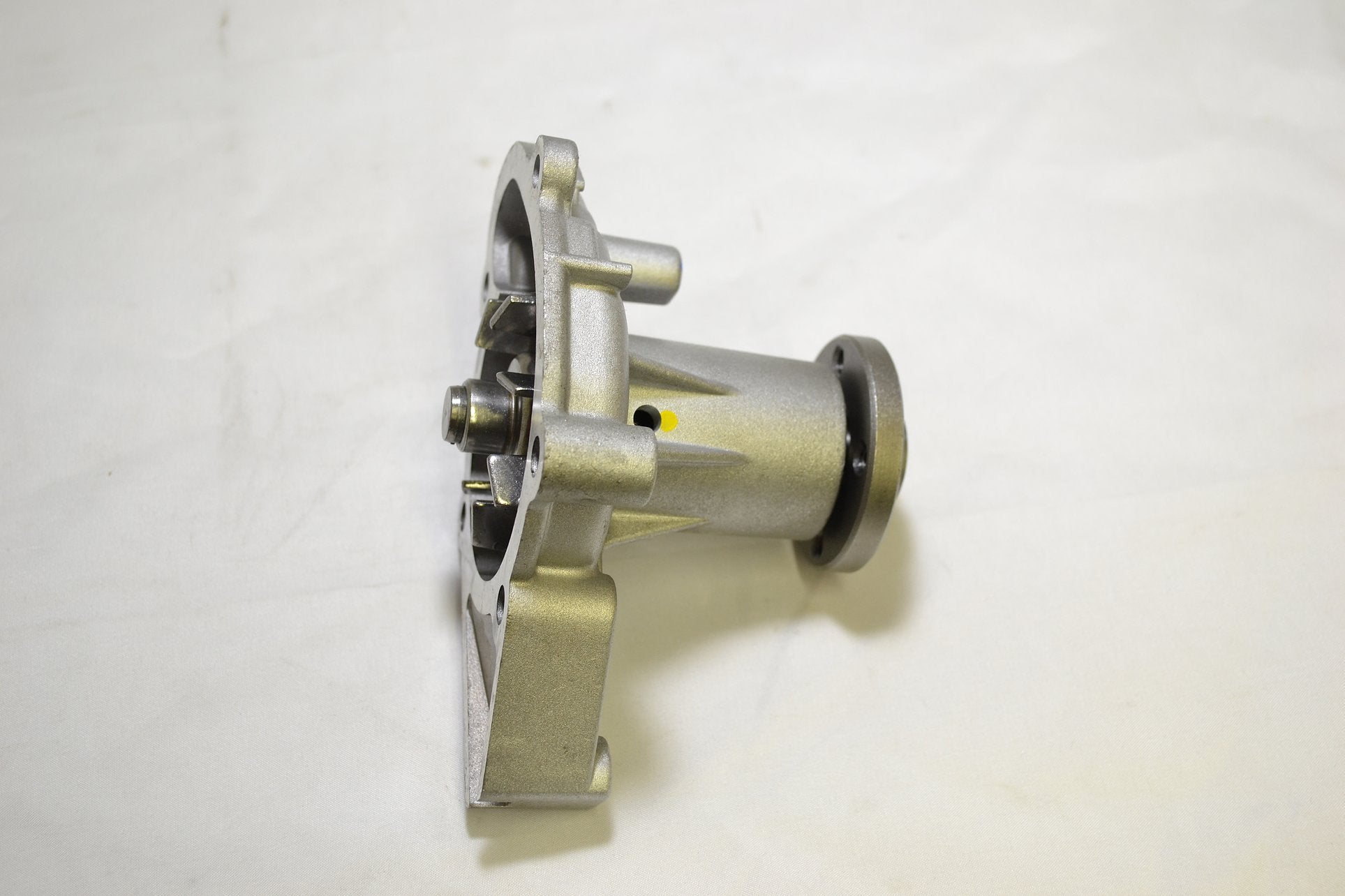 Me005183 Mitsubishi Water Pump – Minitrucks.net